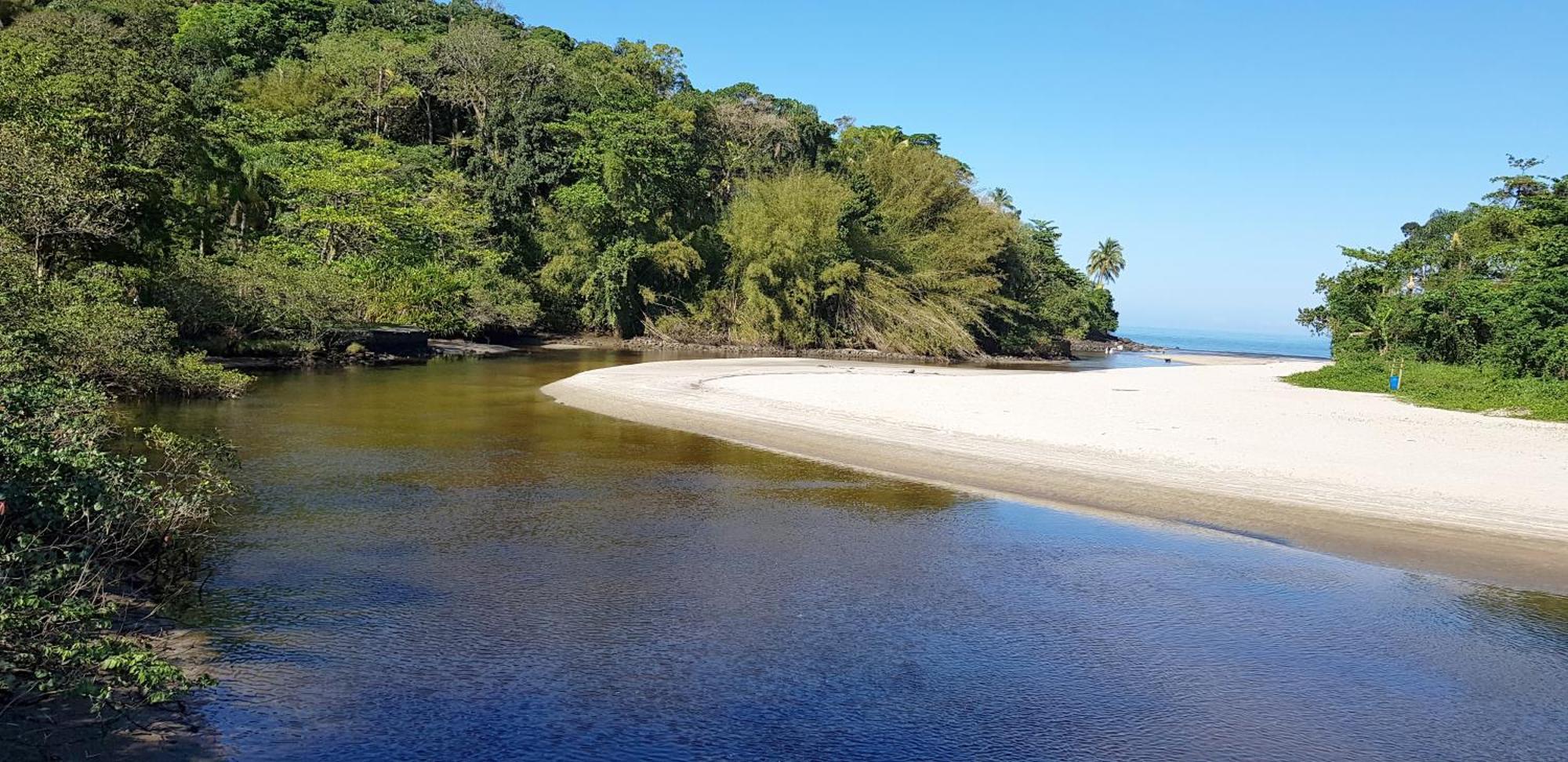 Pousada Parcel Das Ilhas Barra do Sahy Bagian luar foto