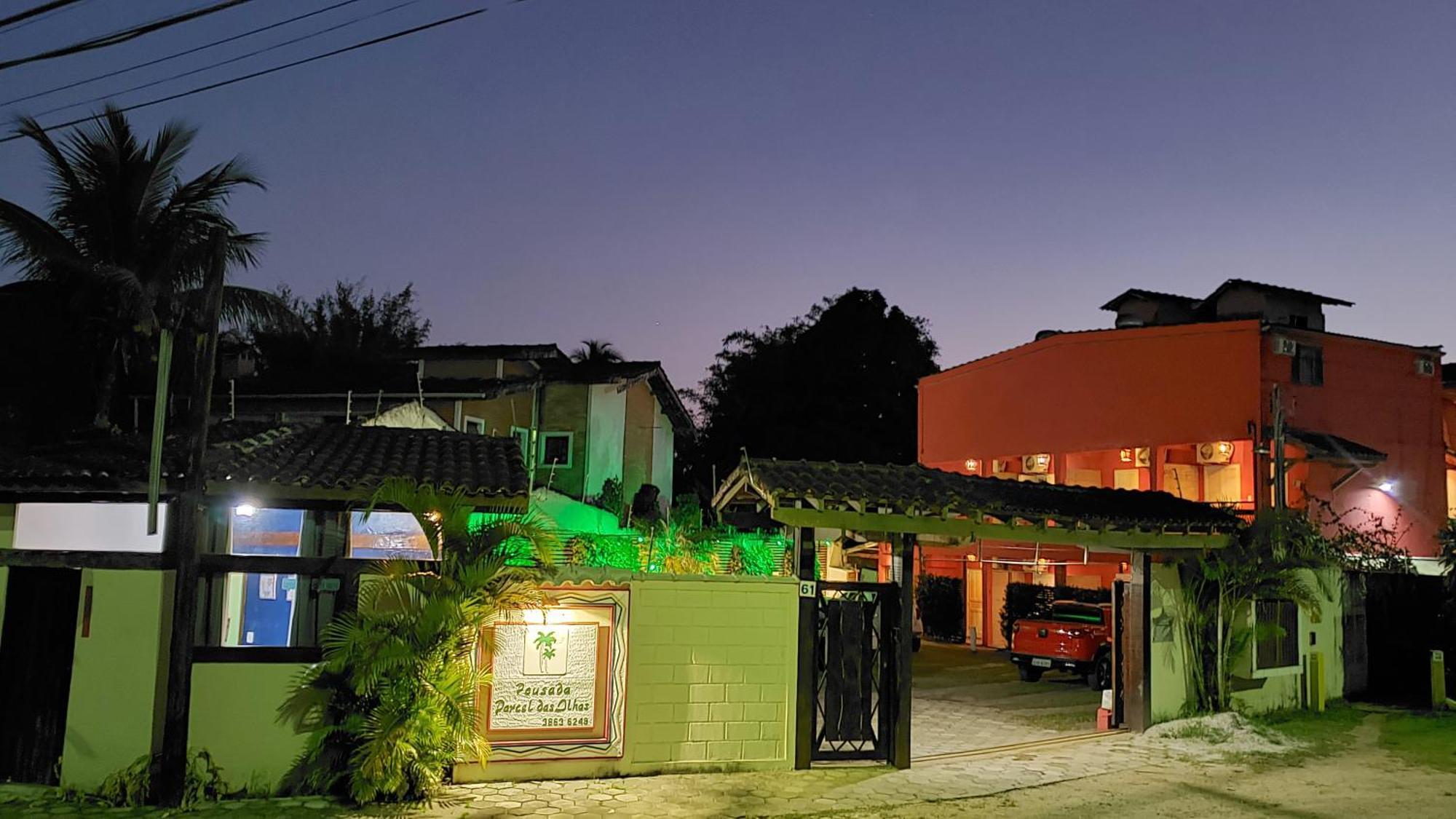 Pousada Parcel Das Ilhas Barra do Sahy Bagian luar foto