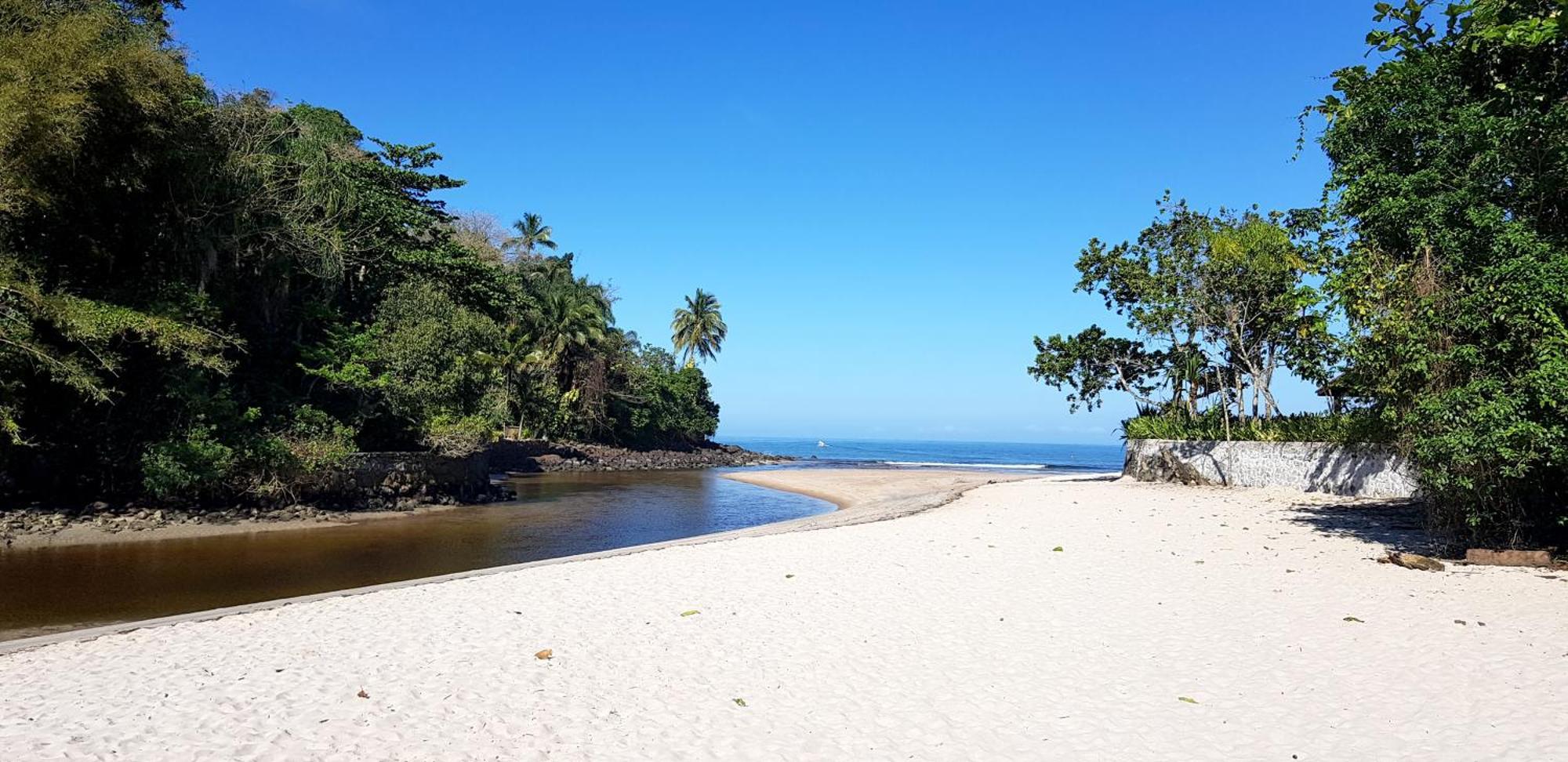 Pousada Parcel Das Ilhas Barra do Sahy Bagian luar foto