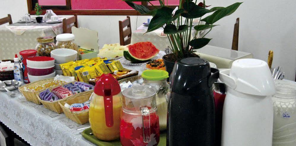 Pousada Parcel Das Ilhas Barra do Sahy Bagian luar foto